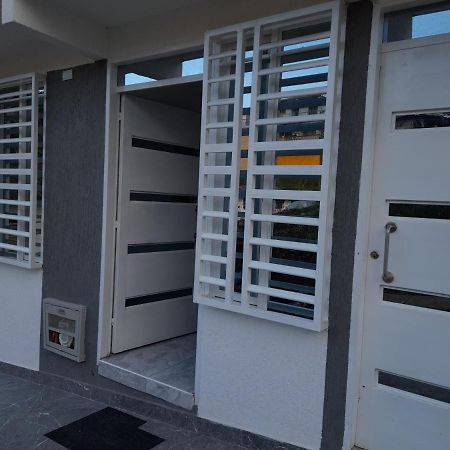Apartamento Familiar Maral 2 살렌토 외부 사진