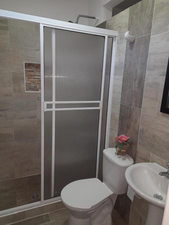 Apartamento Familiar Maral 2 살렌토 외부 사진