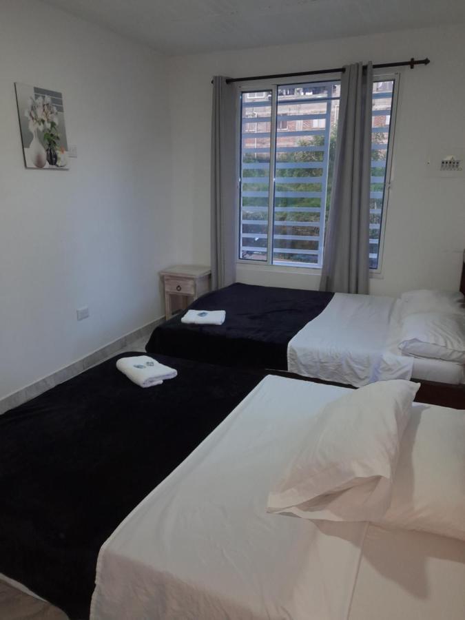 Apartamento Familiar Maral 2 살렌토 외부 사진