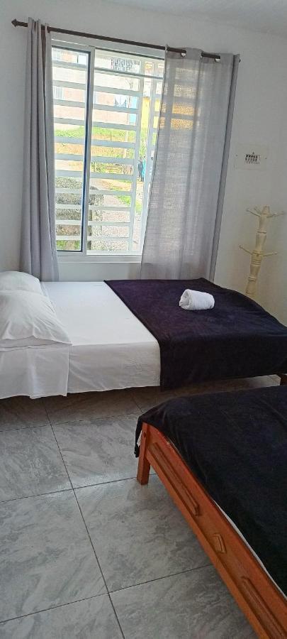 Apartamento Familiar Maral 2 살렌토 외부 사진
