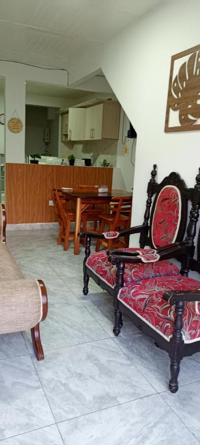 Apartamento Familiar Maral 2 살렌토 외부 사진