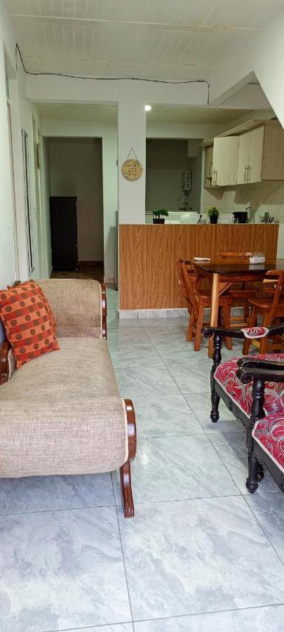 Apartamento Familiar Maral 2 살렌토 외부 사진
