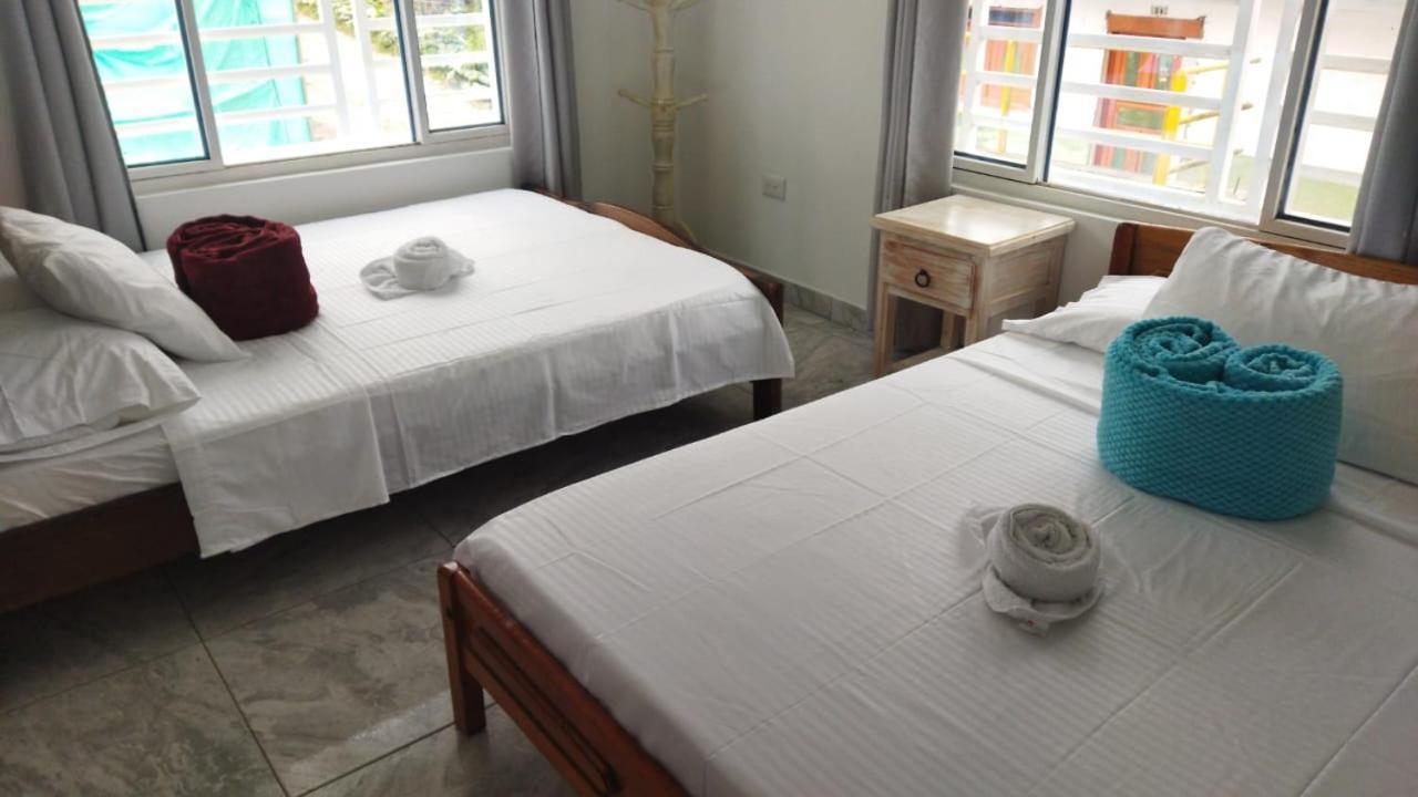 Apartamento Familiar Maral 2 살렌토 외부 사진